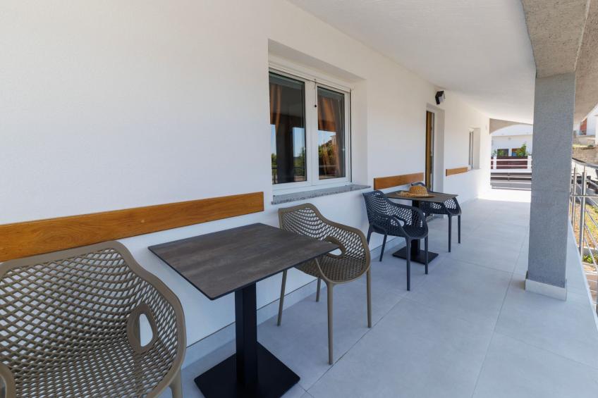 "Zara" mit Blick auf das Wasser - foto 20