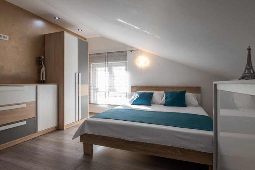 Wohnung in Turanj mit sicherem Parkplatz - foto 25