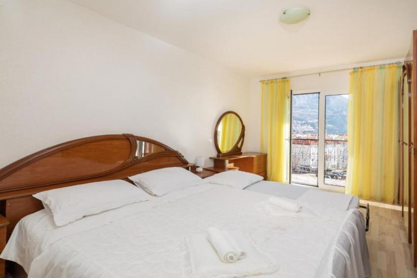 Omis River & Sea Escape - One Bedroom Apartment with Balcony and Sea View - foto 9