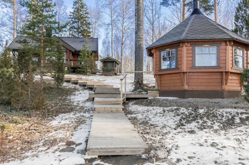 Puolen hehtaarin metsä - foto 21