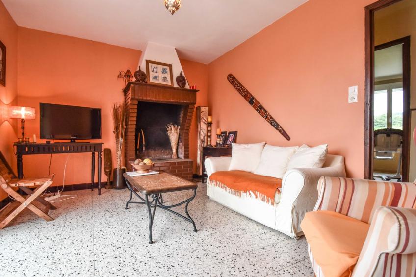 Schönes Ferienhaus mit Pool - foto 7