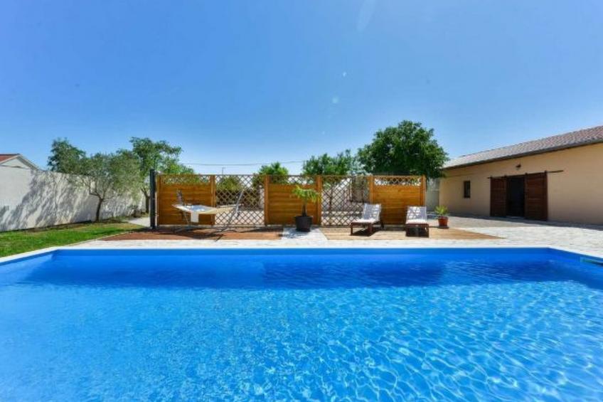 Villa Marinic with heated pool and entertainment r - foto 18