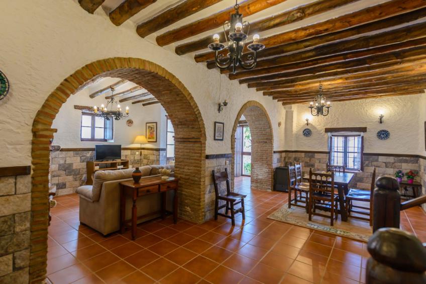 Typisches zentrales Haus - foto 6