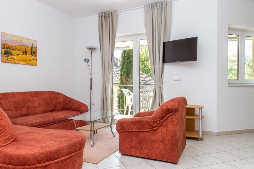 Holiday house in the town centre and near Lake Balaton - BF-X43B - foto 11