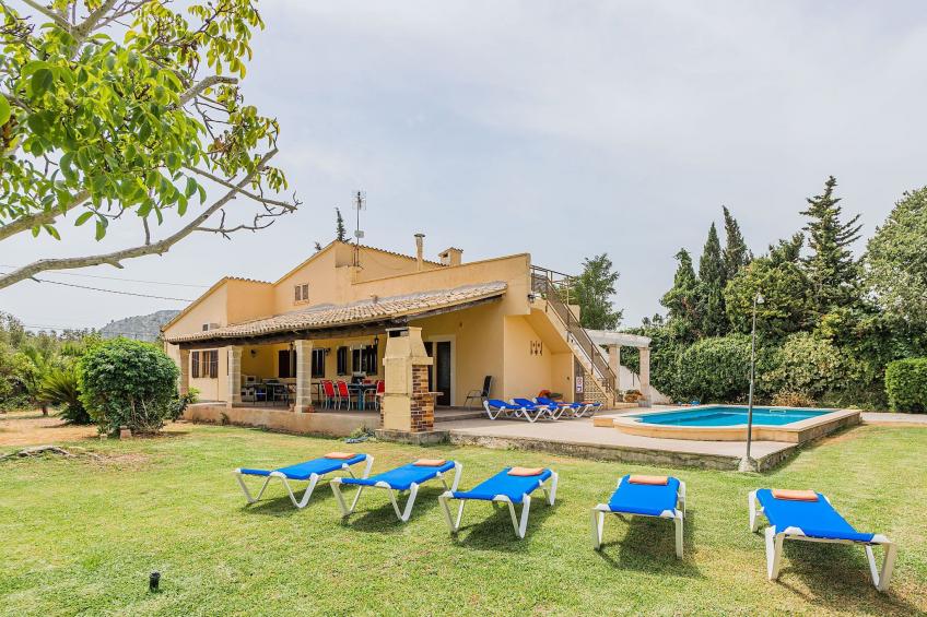 Finca "Can Sureda" mit Garten, Grill und Terrasse