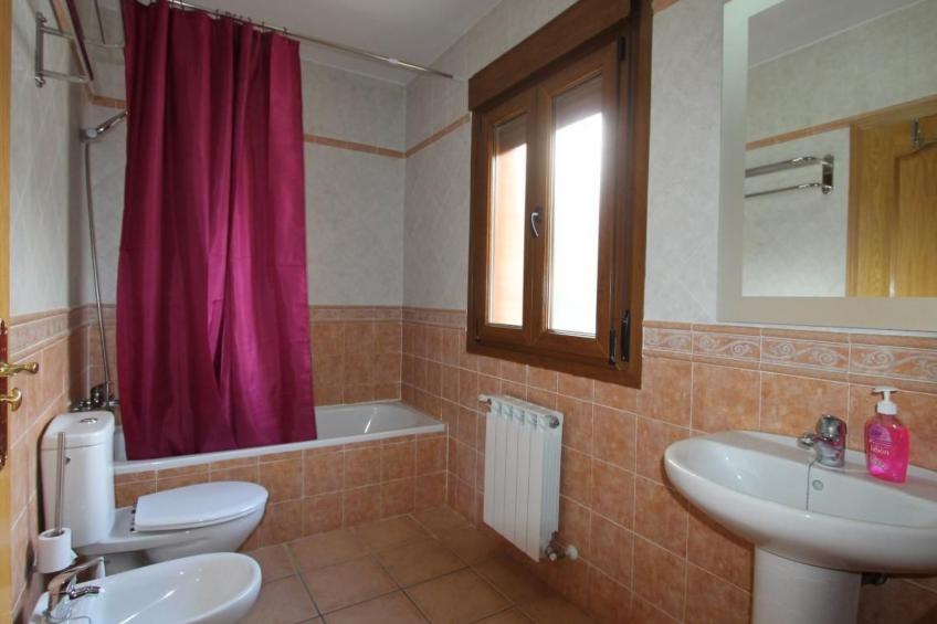 in Seseña mit großem Garten - foto 38