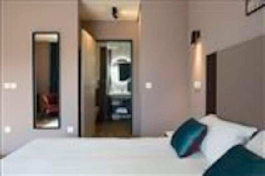 Resort thermal de Châtel-Guyon Studio ALOU - Standard with bath