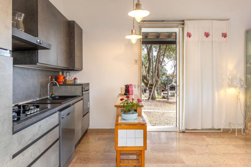 La casetta immersa nel verde - foto 7