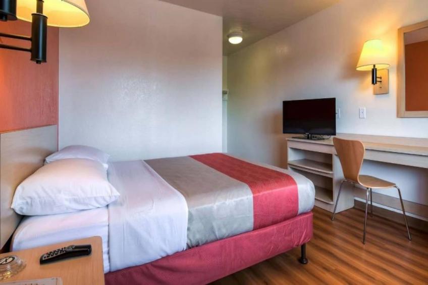 1 Queen Bed - foto 7