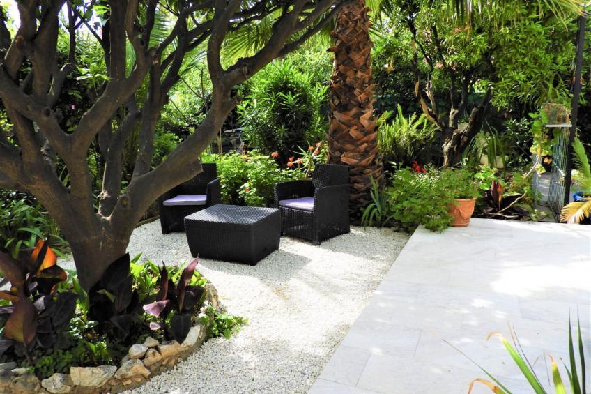 Wohnung "Les roses" auf einem eingemauerten Grundstück - foto 10