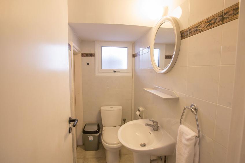 Geräumige Villa mit 3 Schlafzimmern und Pool in Protaras - foto 15