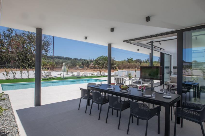 Geräumige Villa mit großem Garten und Pool - foto 4