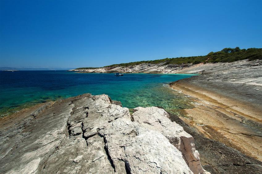 Stone House Harmony -Studio Apartment with Patio and Garden View ( 2 ) - foto 42