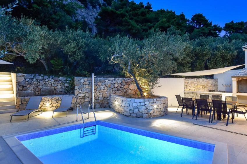 3 Schlafzimmer Villa mit beheiztem Pool und Meerblick - foto 71