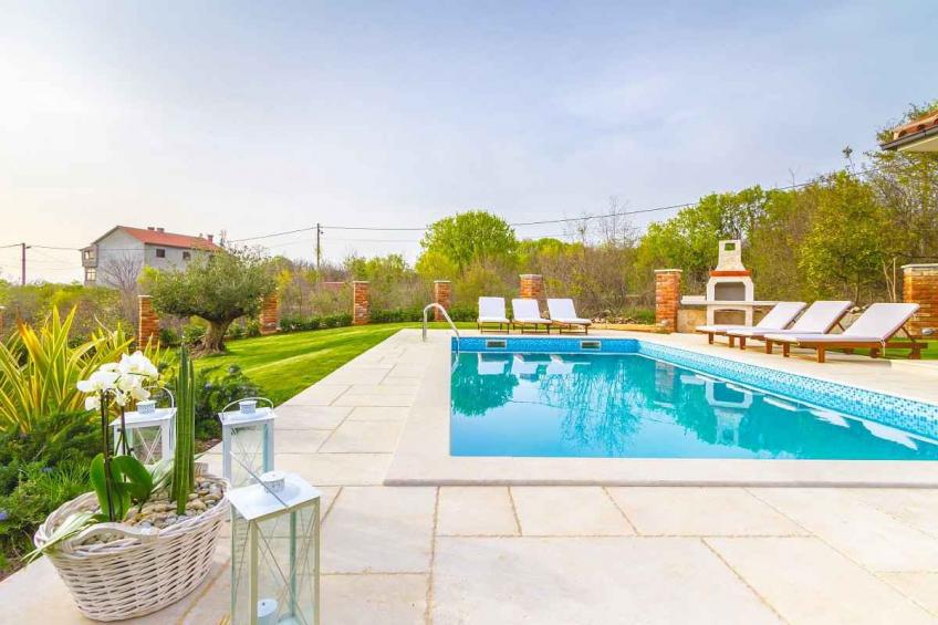 Villa with air conditioning and outdoor pool - BF-HGDR3 - foto 3