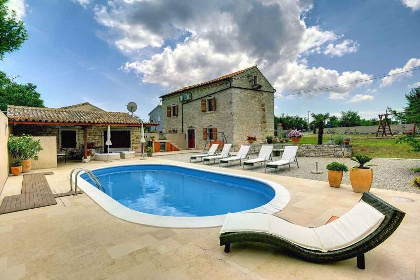 maison de vacances avec piscine - BF-K3J5V