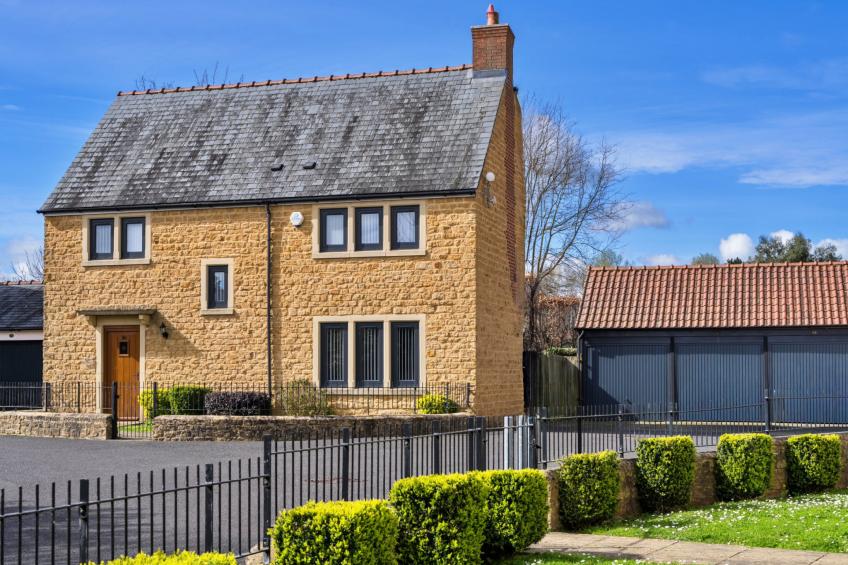 Hollies Cottage, Elm (4 bed)
