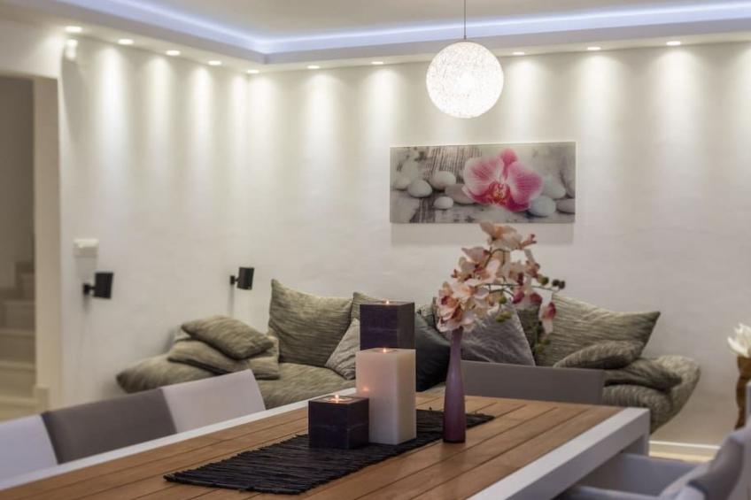 Luxuriöse Villa White Rose mit Pool in der Nähe von Zrče Beach - foto 5