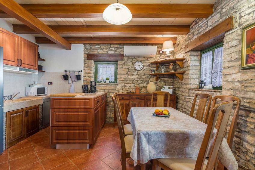 Villa met zwembad en whirlpool - BF-6NPDX - foto 39