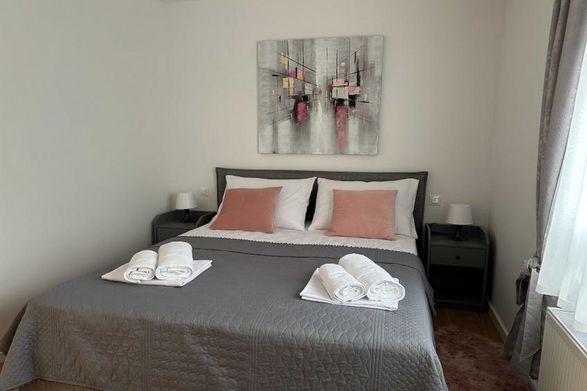 Cozy Retreat in Krapinske Toplice: Comfort and Prime Location with Pivate Parking - One Bedroom Apartment - foto 6