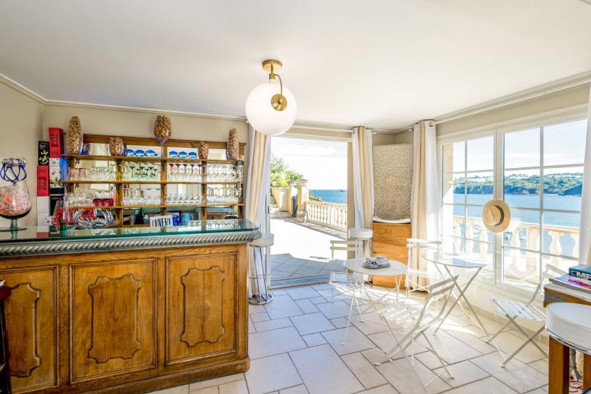 Villa "Ker House" mit Blick auf das Wasser - foto 10