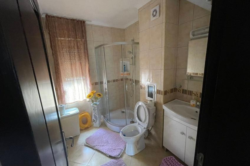 Wohnung in einer engen und ruhigen Anlage - foto 10