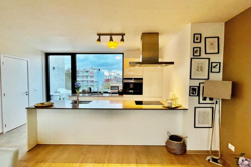 Modern 2BR Penthouse Near Diamond District by OneLuxStay - foto 25