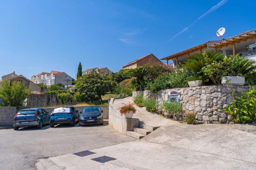 Apartments Djurkovic - Two-Bedroom Apartment with Shared Terrace and Sea View - foto 23
