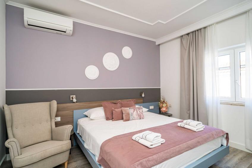 Holiday Home Trojković- Four Bedroom Holiday Home with Terrace and Swimming Pool - foto 43