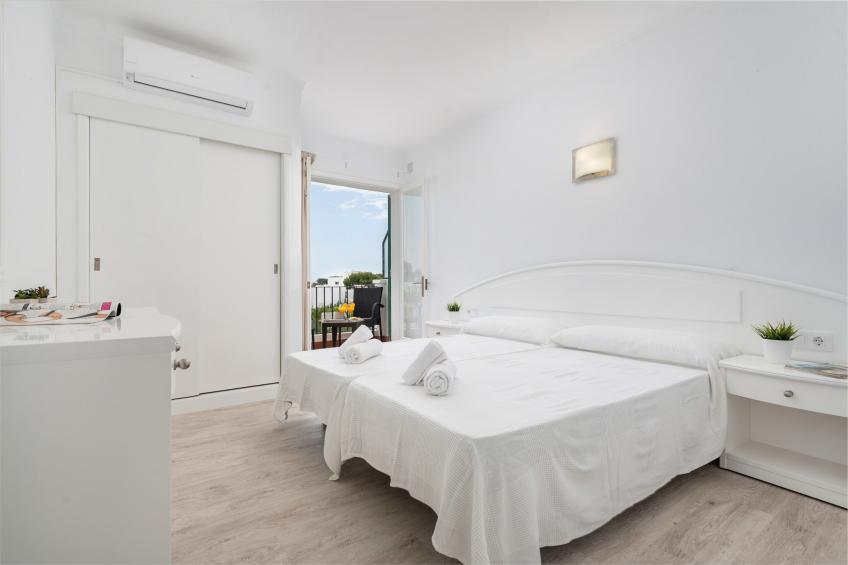 Hostal Talamanca Hab. Db Balcon - foto 10