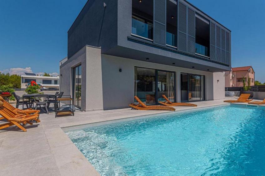 Luxury Contemporary Villa in Vodice with Pool, Sauna and Hot Tub - Four Bedroom Villa with pool - foto 44