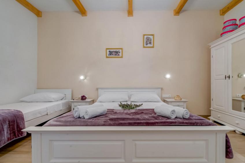 Ferienvilla "Lucian" mit Blick auf das Wasser - foto 22