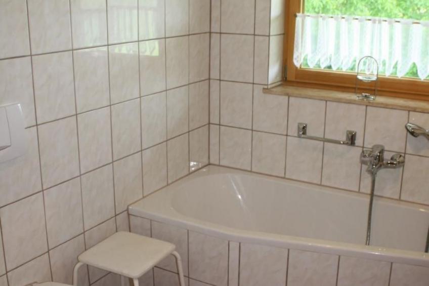 Große Wohnung mit Badewanne - foto 4