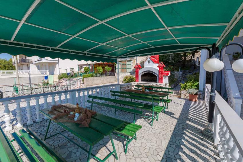 Holiday apartment with an outdoor pool and sea views - BF-NFK2 - foto 33
