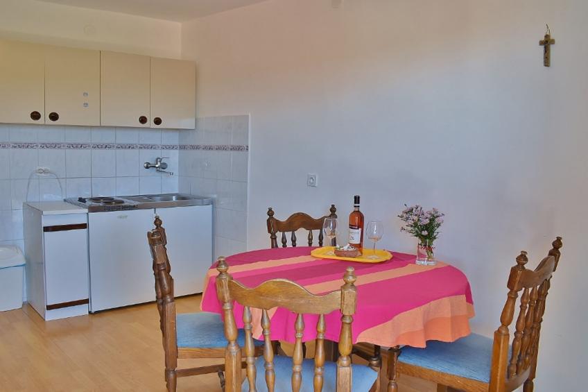 Apartments Jug - Comfort Studio Apartment with Balcony