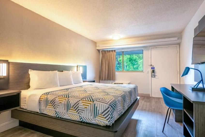 1 King Bed  Non-Smoking - foto 26