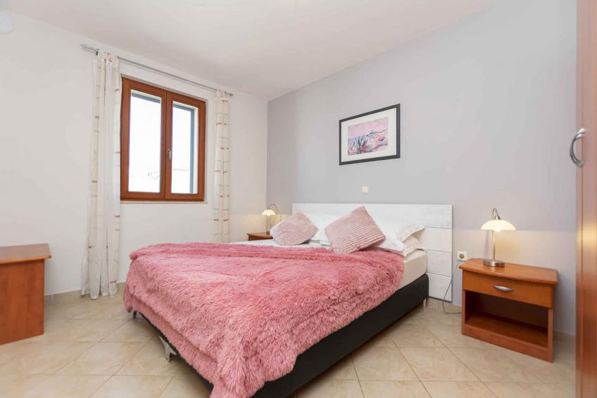 Vakantiewoning met balkon en zwembad - VW-56WCH - foto 19