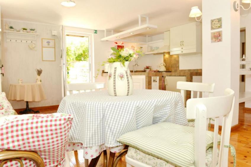 One-Bedroom Apartment (Lovor) - foto 12