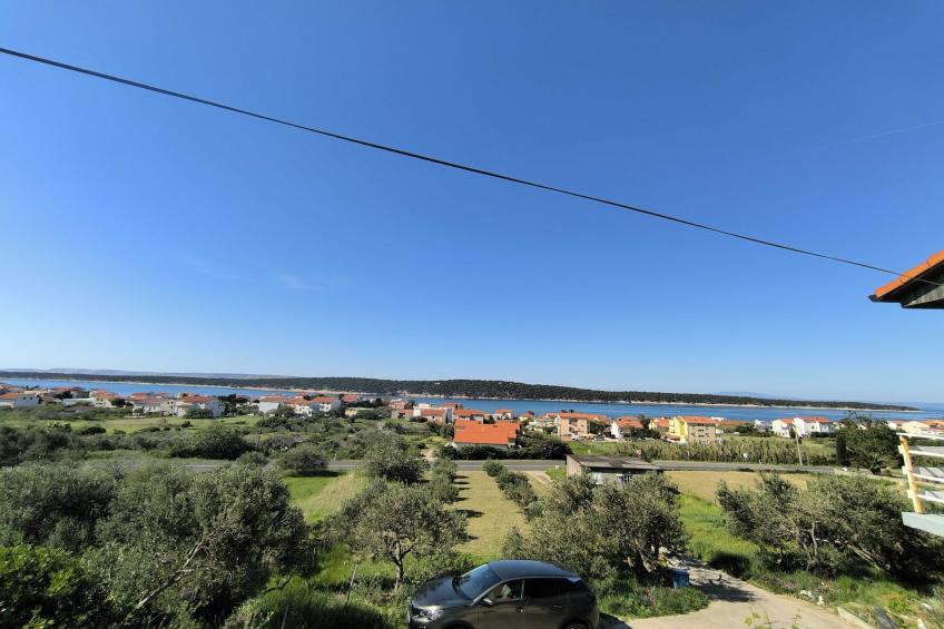 Serene Barbat Escape with Just Minutes from the Beach - One Bedroom Apartment with Balcony 3 - foto 12