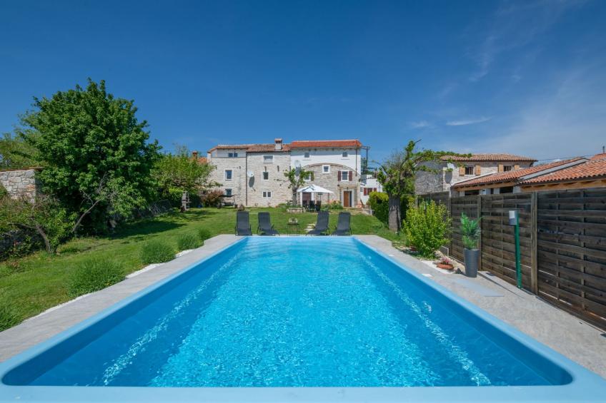 Typisch istrisches Ferienhaus mit Garten