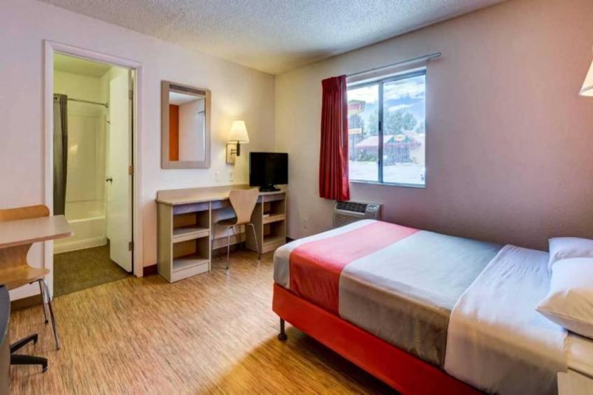 1 Queen Bed - foto 11