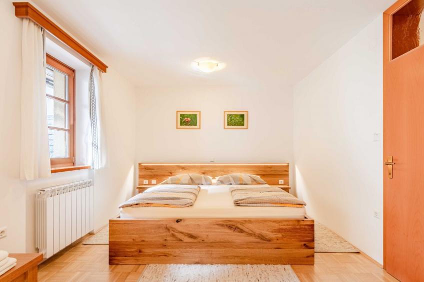 Log pod Mangartom Amazing Apartment with Balcony - One Bedroom Apartment with Balcony - foto 15