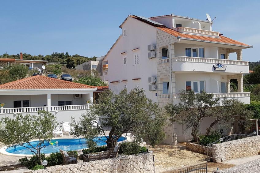 Angenehmes Apartment in Sevid mit Gemeinschaftspool