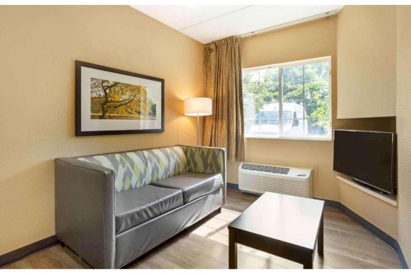 2 Full Beds | Non-Smoking, Kitchen - foto 27