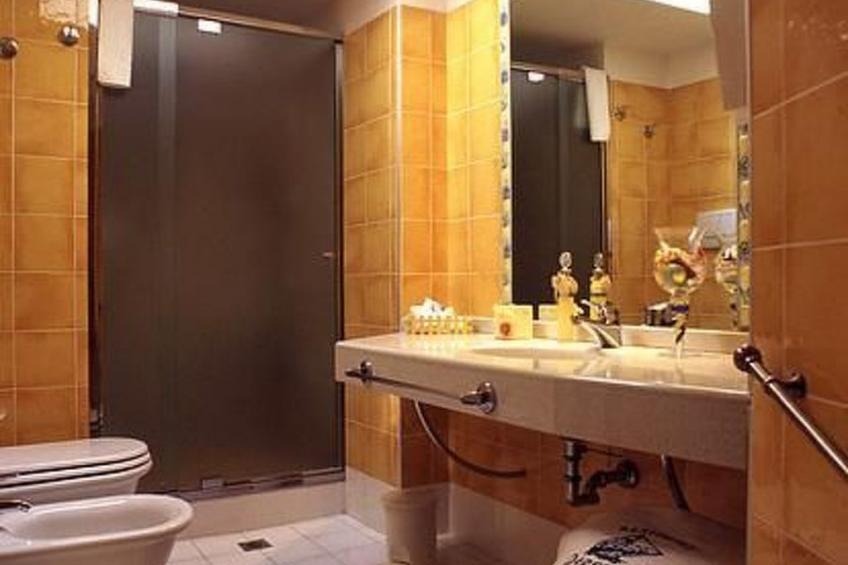 Zwei-Zimmer-Wohnung mit Panoramablick - foto 7