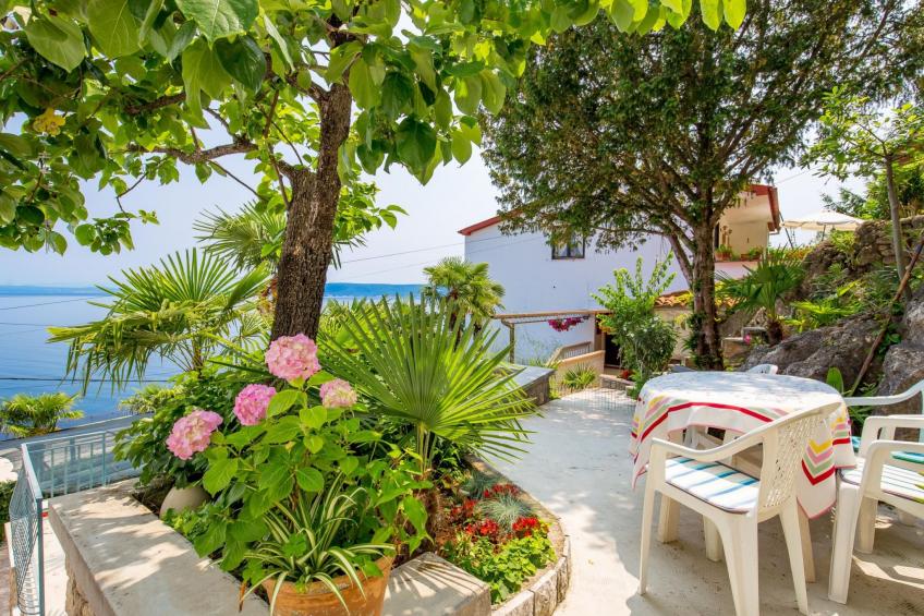 Wohnung in Obrs mit Kleiner Terrasse und Meerblick - foto 26