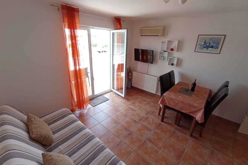 Holiday apartment with terrace and sea view - BF-MRK93 - foto 11