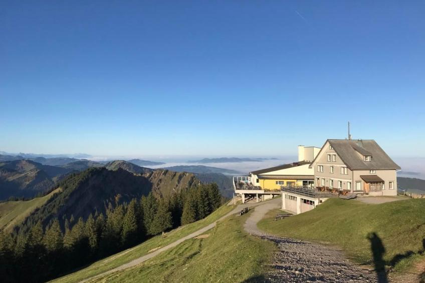 im Dorf Urnäsch - foto 28