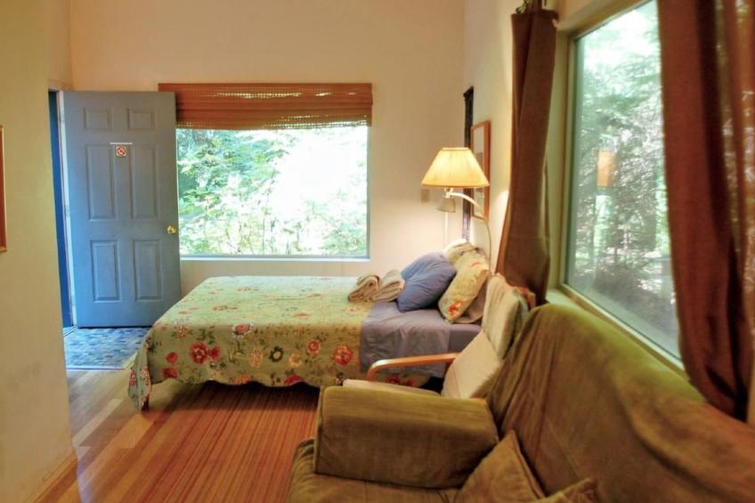 Hütte am Fluss mit Sauna, Whirlpool, Haustiere OK - foto 10