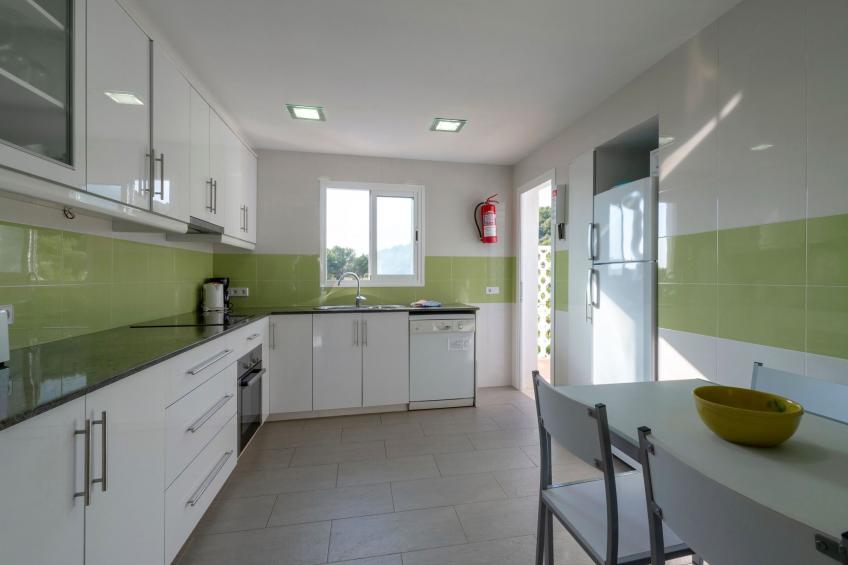 Moderne, frische Familienvilla Allondra - foto 28